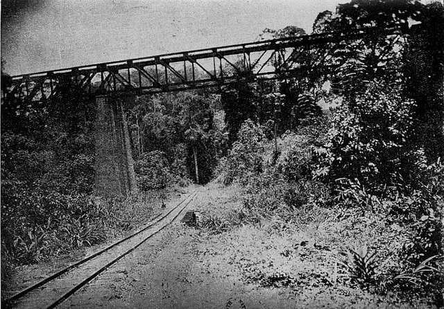 Pont sur le Pomlep, époque coloniale
